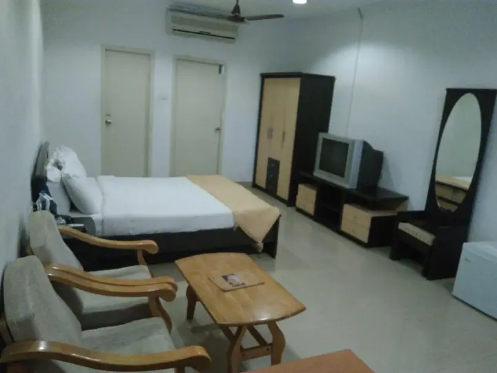 Сриперумбудур: Sathyam Grand Resort, Sriperumbudur