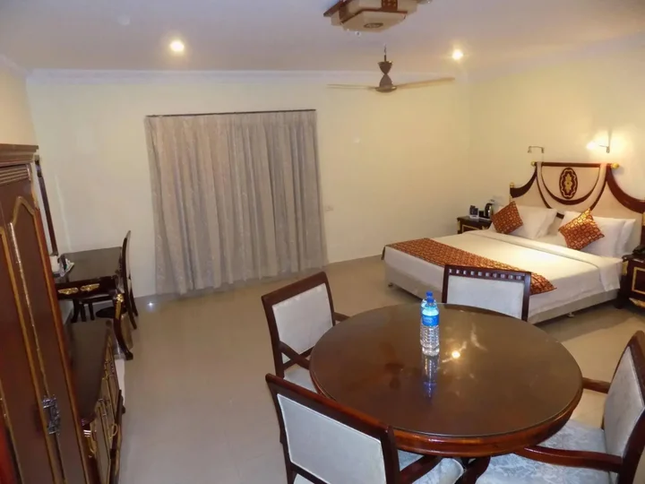 Сриперумбудур: Sathyam Grand Resort, Sriperumbudur