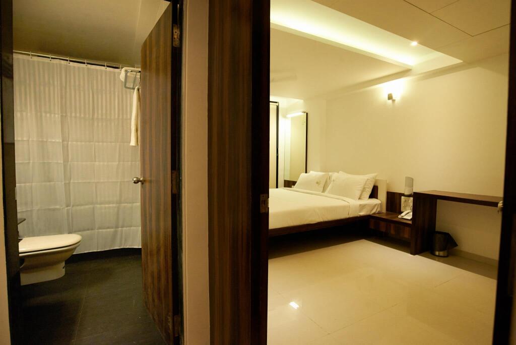 Виджаявада: Itsy Hotels G Square