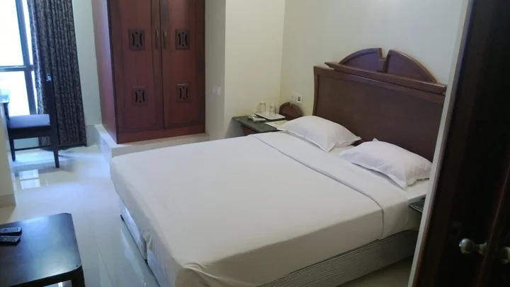 Мумбаи: Strand Hotel Colaba