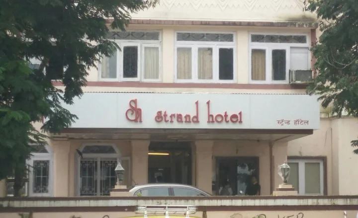 Мумбаи: Strand Hotel Colaba