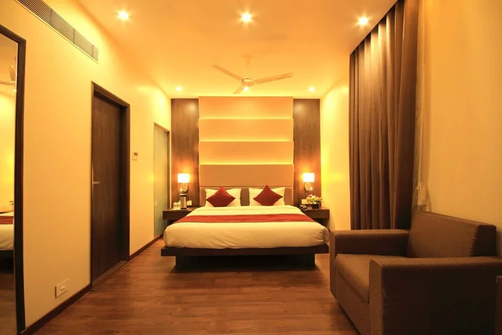 Ахмедабад: Hotel Naeeka