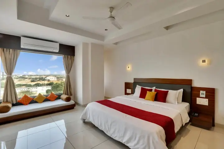 Дварка: Goverdhan Greens Resort Dwarka