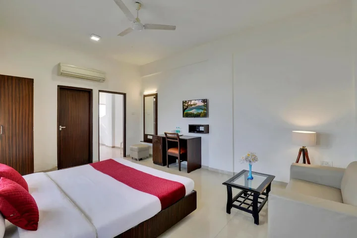 Дварка: Goverdhan Greens Resort Dwarka