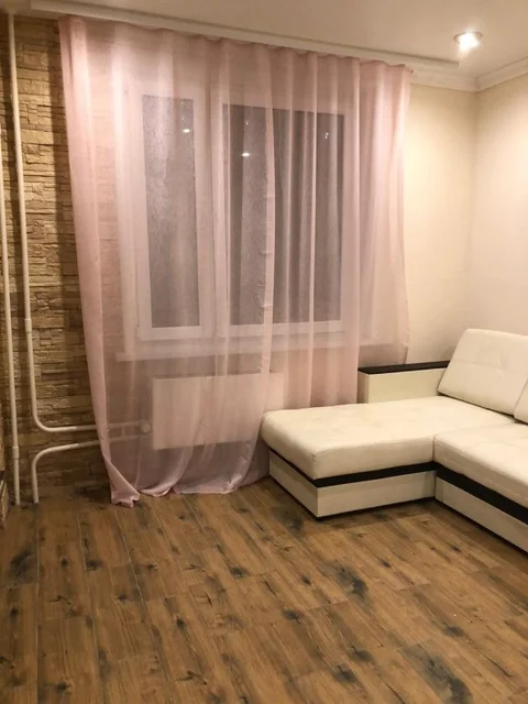 Зеленоград: Квартира на пл.Юности