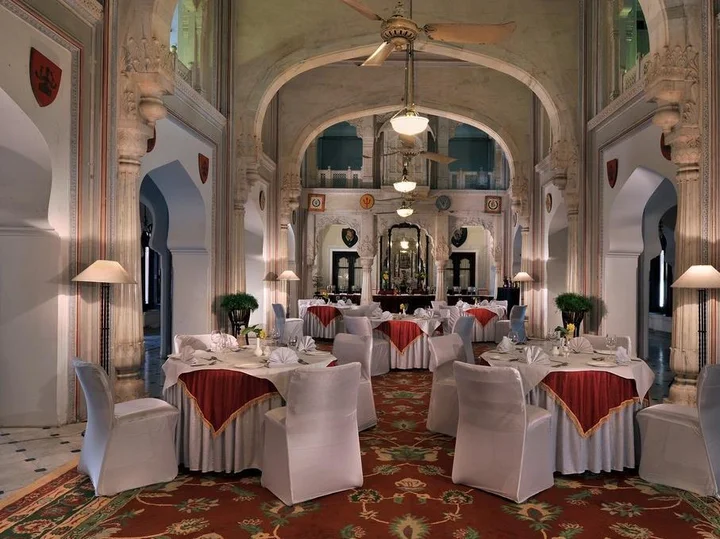 Кота: WelcomHeritage Umed Bhawan Palace