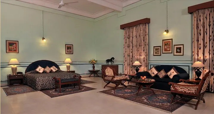 Кота: WelcomHeritage Umed Bhawan Palace