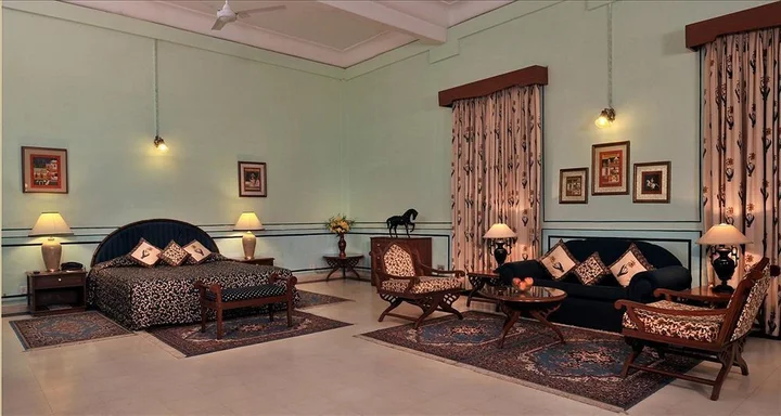 Кота: WelcomHeritage Umed Bhawan Palace