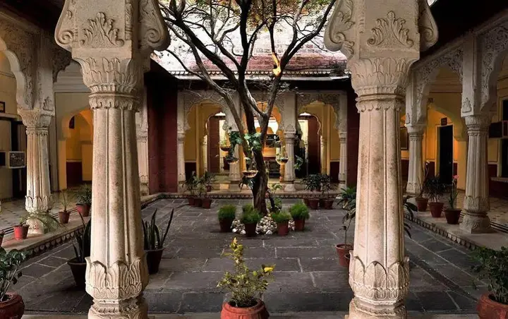 Кота: WelcomHeritage Umed Bhawan Palace