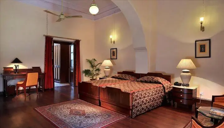 Кота: WelcomHeritage Umed Bhawan Palace