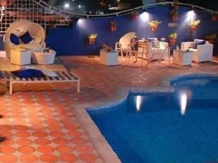 Ченнаи: The Checkers Hotel