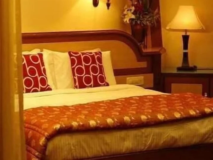 Ченнаи: The Checkers Hotel