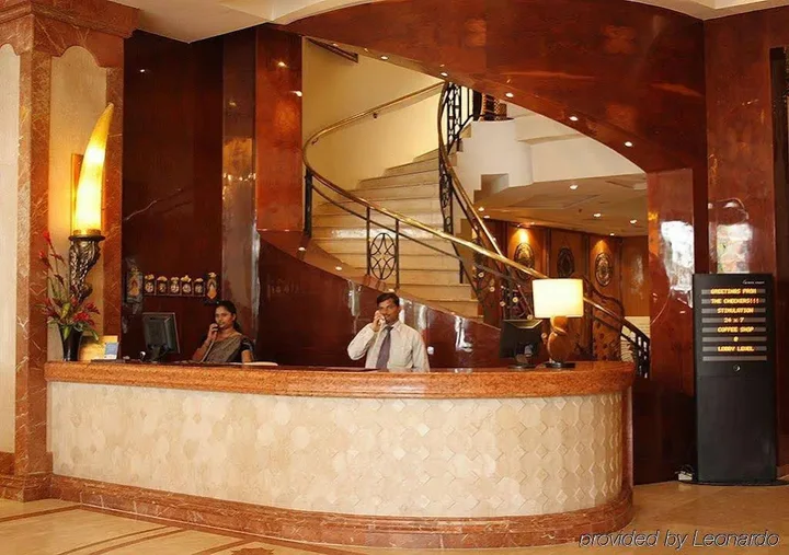 Ченнаи: The Checkers Hotel