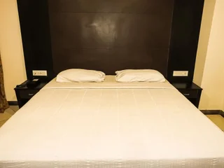 Ченнаи: Emarald Hotels