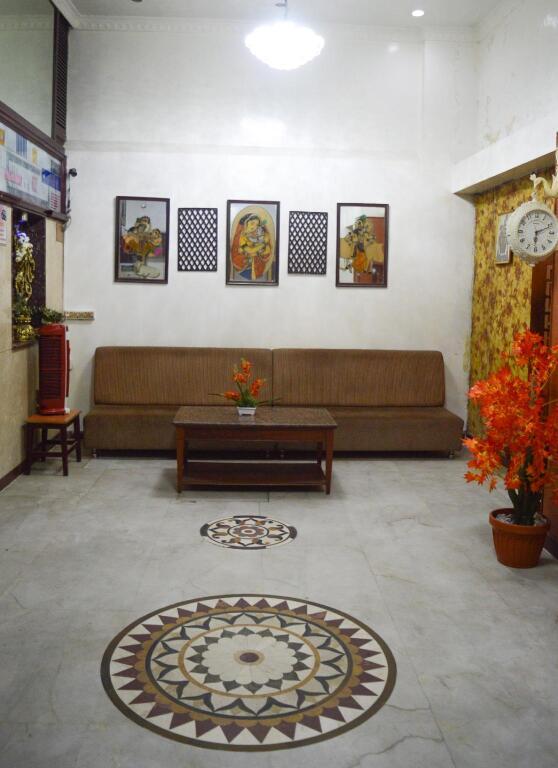 Ченнаи: Mallika Residency
