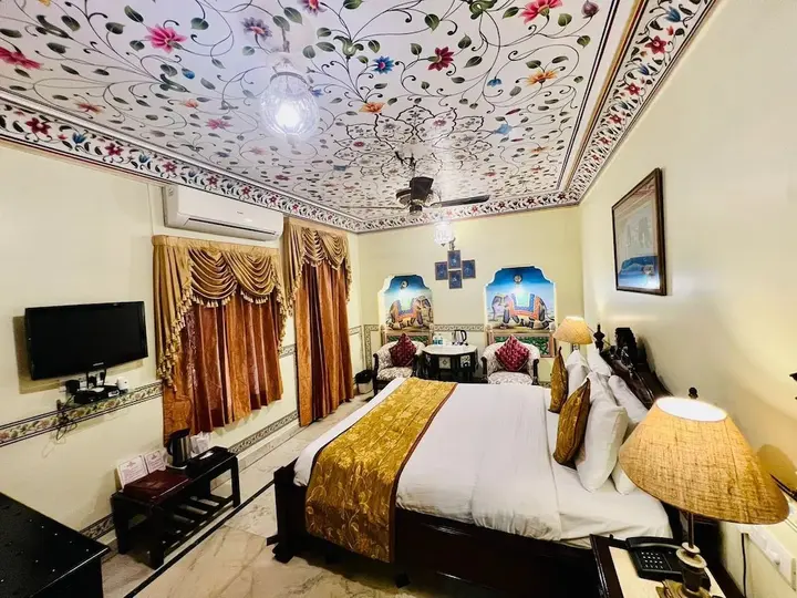 Джайпур: Umaid Bhawan - A Heritage Style Boutique Hotel
