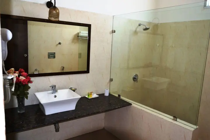 Джайпур: Suryaa Villa - A City Centre Hotel