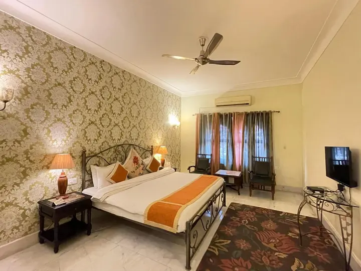 Джайпур: Suryaa Villa - A City Centre Hotel