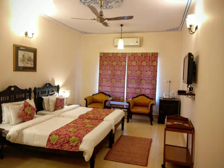 Джайпур: Suryaa Villa - A City Centre Hotel