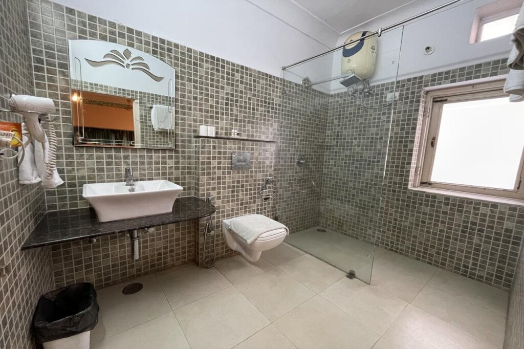 Джайпур: Suryaa Villa - A City Centre Hotel