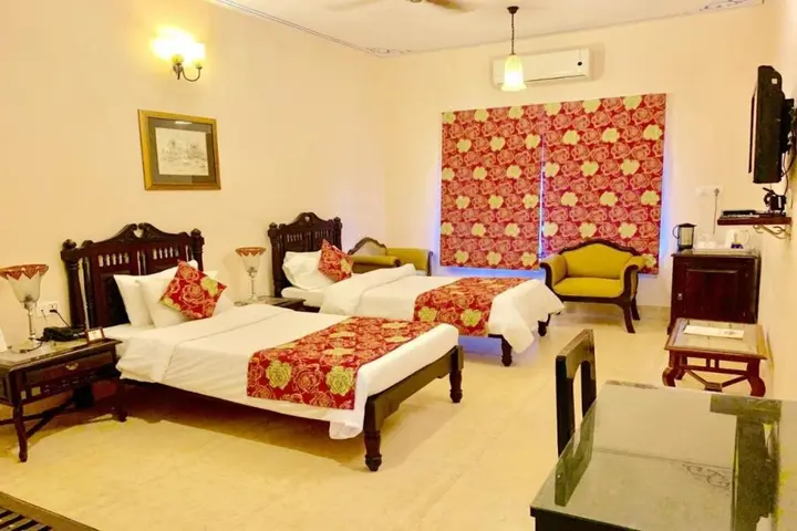 Джайпур: Suryaa Villa - A City Centre Hotel