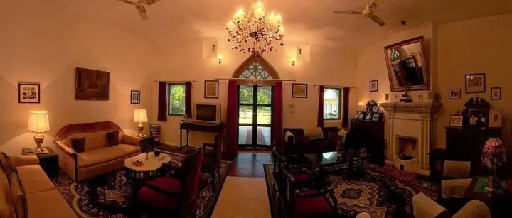 Кангра: WelcomHeritage Judge's Court