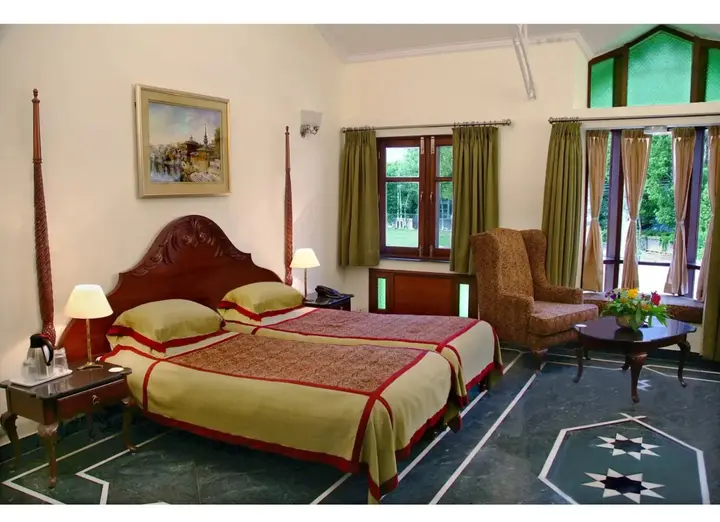 Байджнатх: WelcomHeritage Taragarh Palace