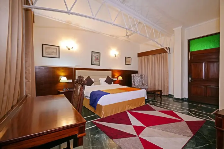 Байджнатх: WelcomHeritage Taragarh Palace