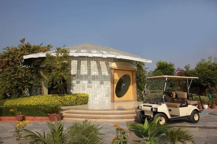 Говардхан: Radha Ashok at Brij Vasundhara