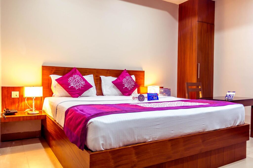 Висакхапатнам: OYO 1433 Hotel Five Elements