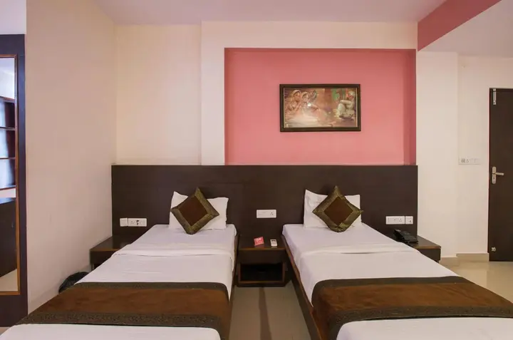 Джайпур: OYO 410 Hotel Lily Bay Inn