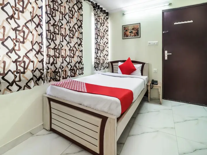 Джайпур: OYO 783 Om Hotel