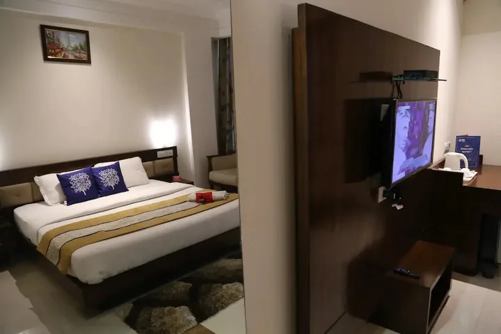 Зиракпур: OYO 1423 Hotel Monerio