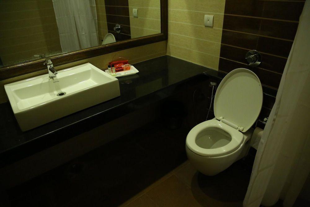 Зиракпур: OYO 1423 Hotel Monerio