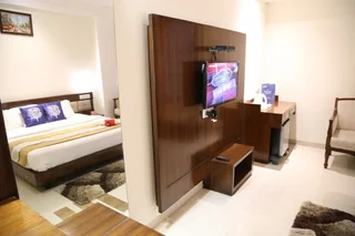Зиракпур: OYO 1423 Hotel Monerio