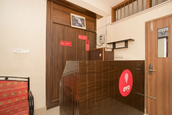 Бангалор: OYO 1848 Hotel Anugriha Rooms