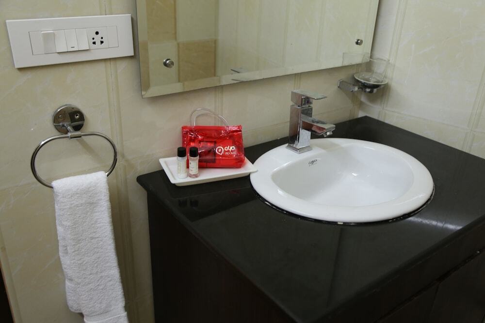 Панчкула: OYO 1234 Hotel Neelkamal