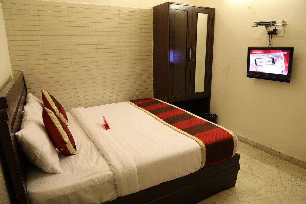 Панчкула: OYO 1234 Hotel Neelkamal