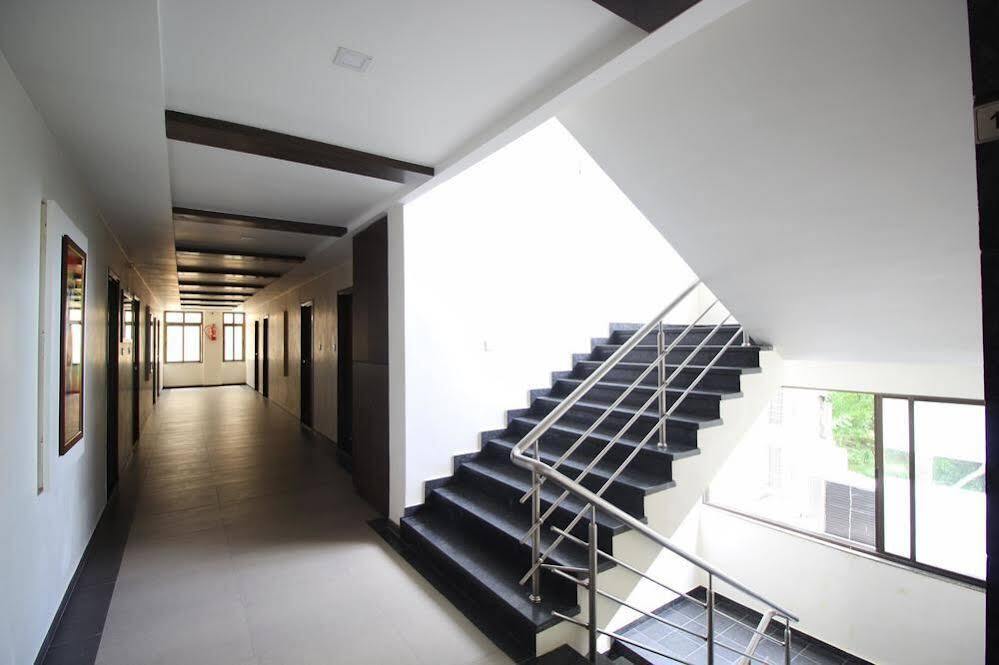 Ахмедабад: OYO Rooms Ahmedabad Airport Gandhinagar Highway