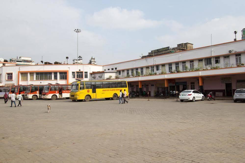 Гувахати: OYO Premium Paltan Bazar