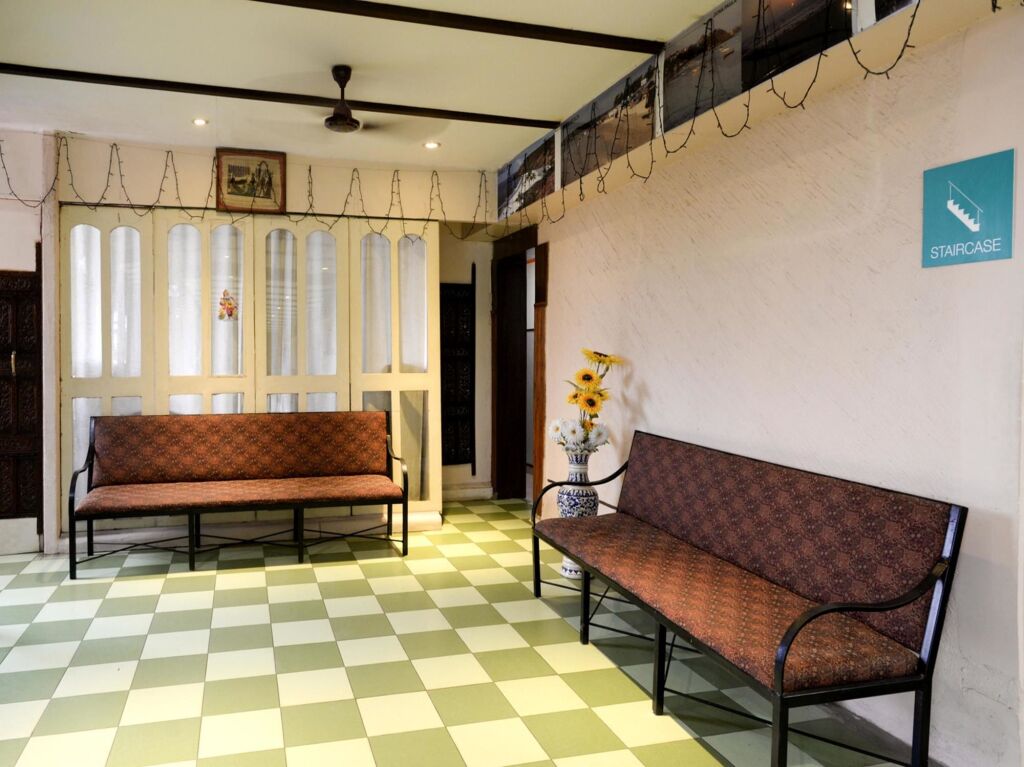Панаджи: OYO 805 near Panaji Market