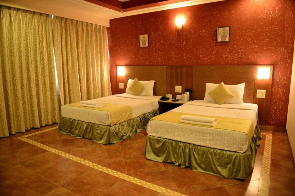 Goa Woodlands Hotel — фото 1