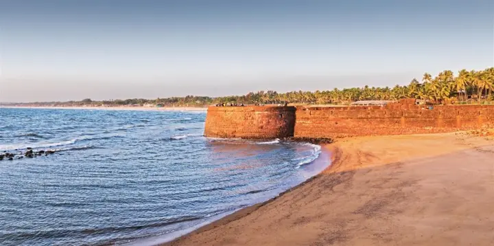 Панаджи: OYO Premium Panjim Mandovi River