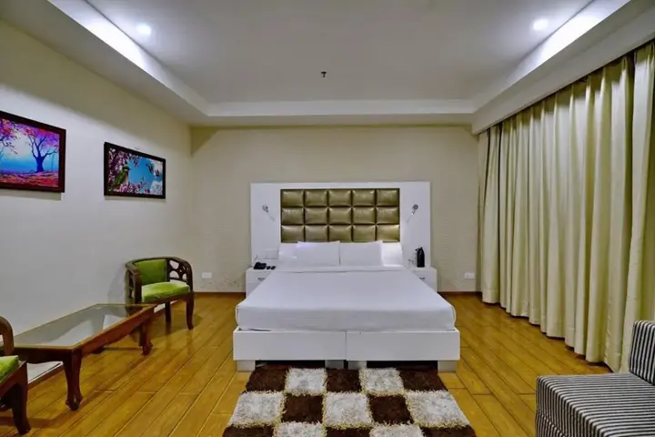 Зиракпур: FabHotel Chandigarh Airport