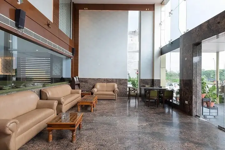 Зиракпур: FabHotel Chandigarh Airport