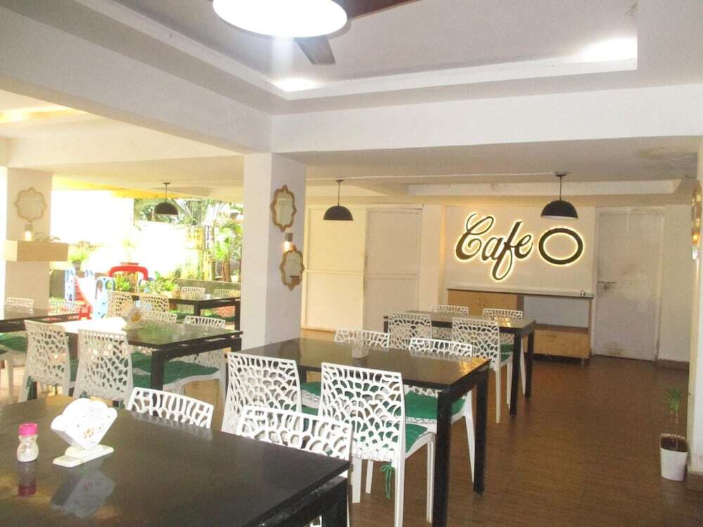 Панаджи: Hotel Miramar, Miramar Beach, Goa