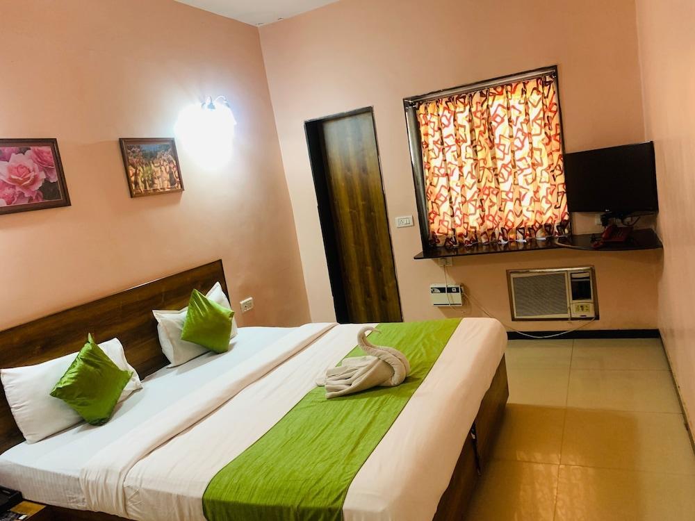 Панаджи: Hotel Miramar, Miramar Beach, Goa