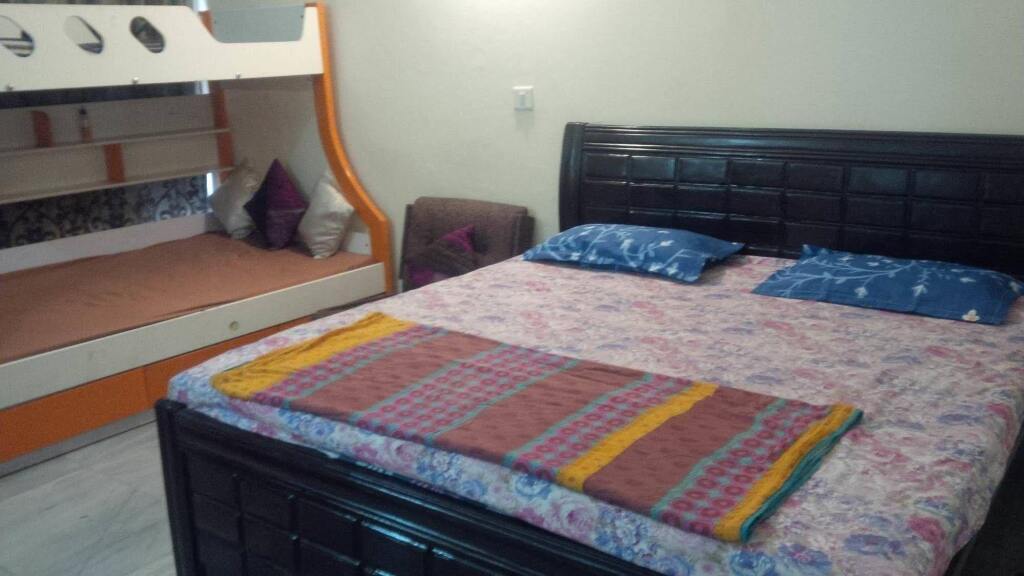 Нойда: Maple Bed & Breakfast