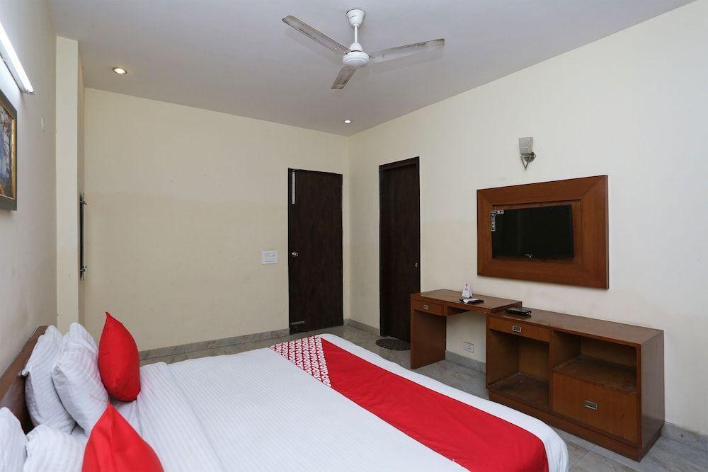 Гуруграм: OYO Rooms Cyber Park II