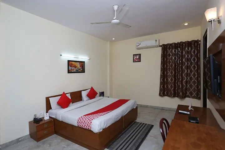 Гуруграм: OYO Rooms Cyber Park II